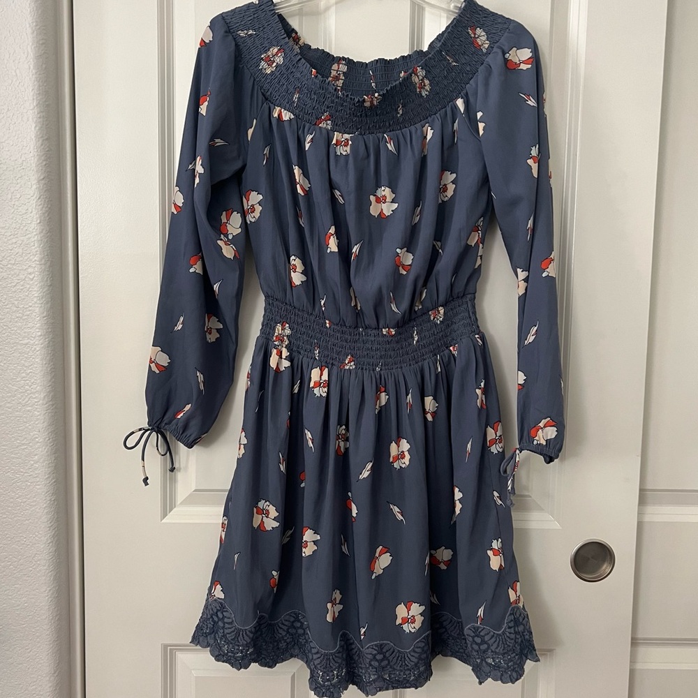 Abercrombie & Fitch Floral Off-Shoulder Dress